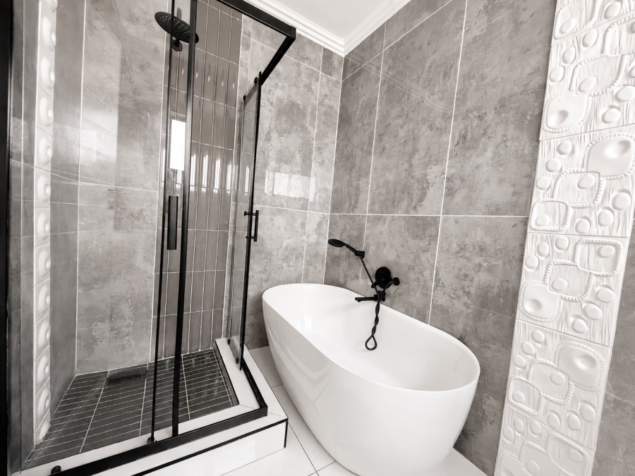 3 Bedroom Property for Sale in Hartebeesfontien AH North West